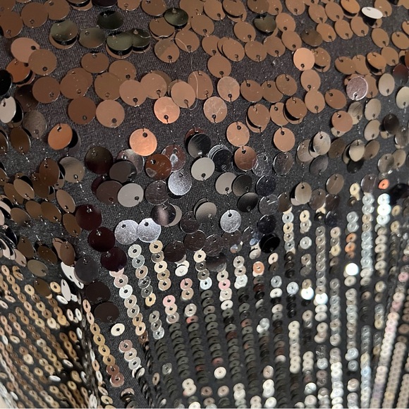 Loop 19 embellished tank top - Picture 2 of 4